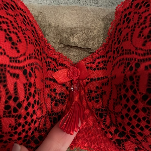 Lace bra - Picture 2 of 4